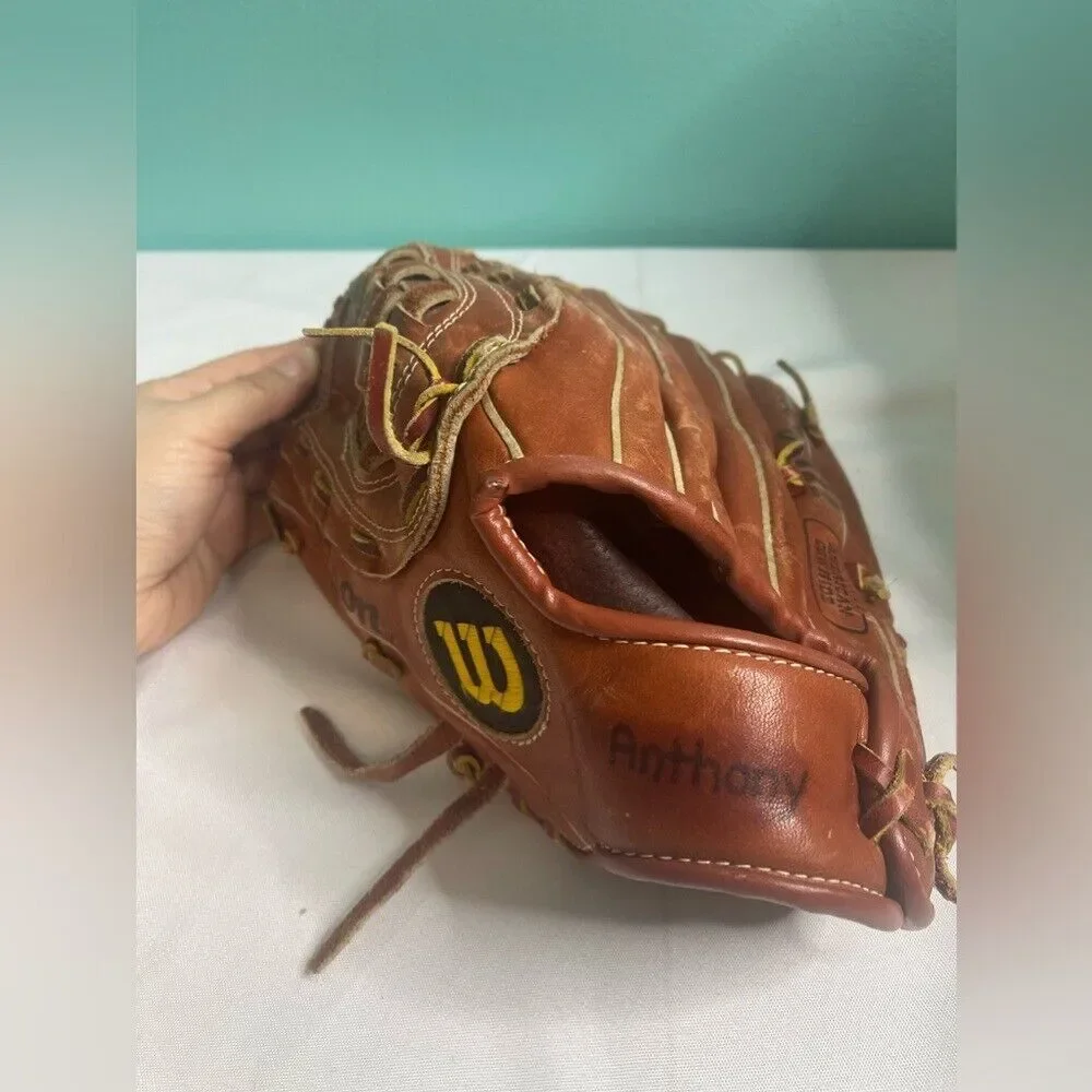 Wilson‎ used baseball Mitt
